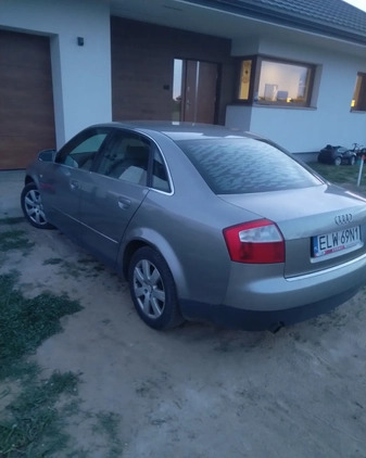 Audi A4 cena 5200 przebieg: 265000, rok produkcji 2002 z Sochaczew małe 56